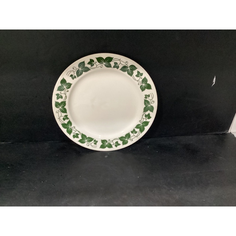 Homer Laughlin Debutante Green Ivy Dinner Plate Vintage USA 10 Inch *